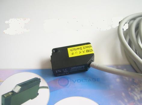 azbil新型通用放大器内置式光电开关